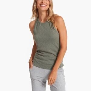 Like New Vuori Sunrise Tank Medium in Pistachio